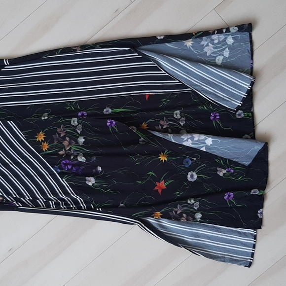 H&M Premium Selection, black floral dress, size 2. - Picture 3 of 6